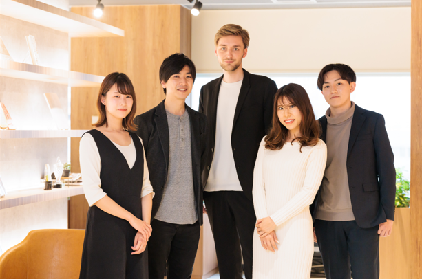 【新卒】データ&times;マーケティングでWin-Winな成果を創るコンサル営業 サムネイル